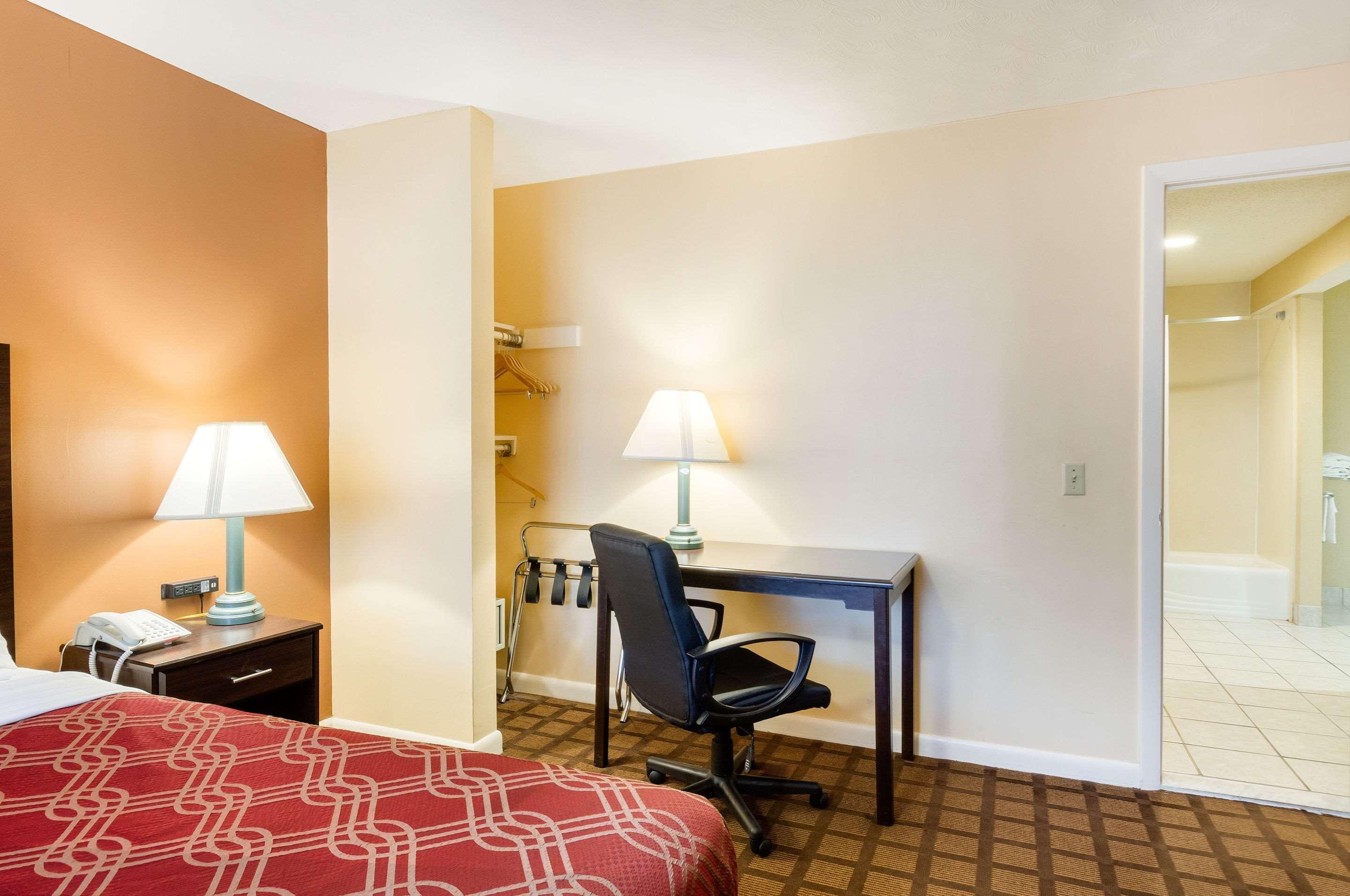 Econo Lodge Boston-Malden Luaran gambar